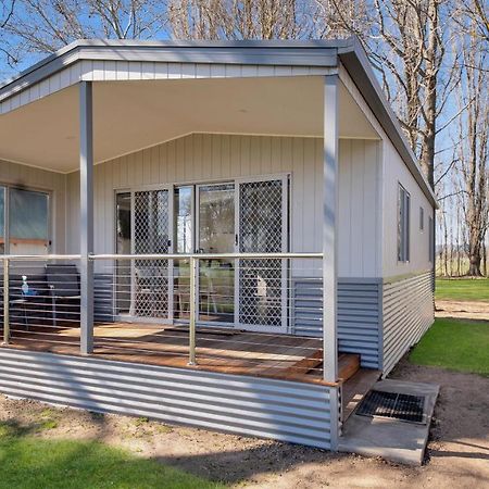 Colac Colac Caravan Park Corryong ภายนอก รูปภาพ