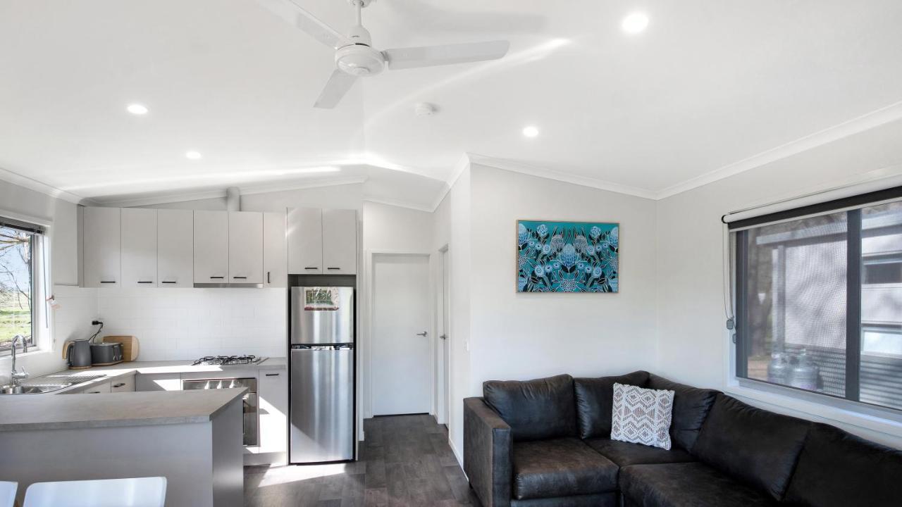 Colac Colac Caravan Park Corryong ภายนอก รูปภาพ