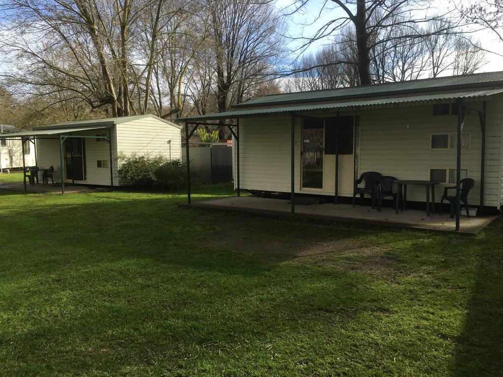 Colac Colac Caravan Park Corryong ภายนอก รูปภาพ