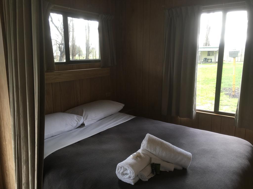 Colac Colac Caravan Park Corryong ภายนอก รูปภาพ